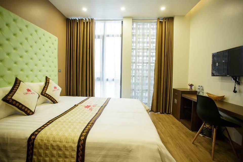 Luffy Hotel Uong Bi 외부 사진